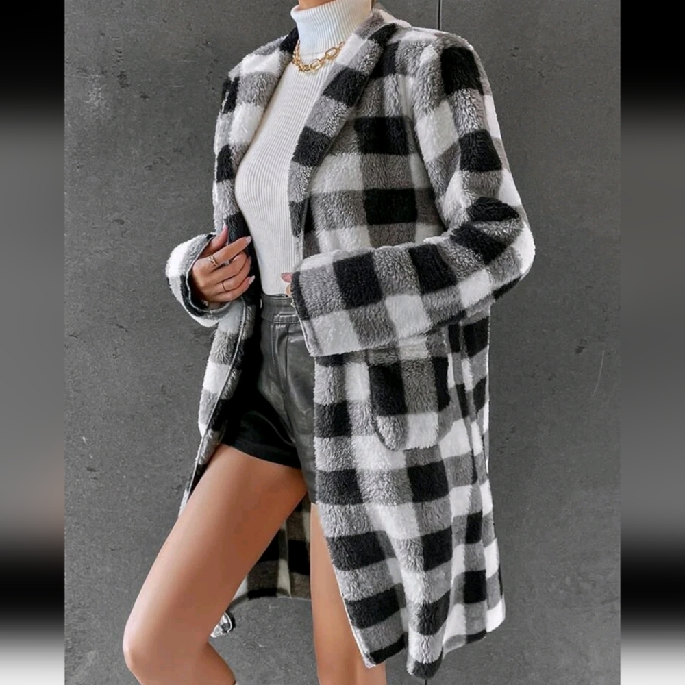 Black Buffalo Plaid Sherpa Coat - Picture 5 of 7